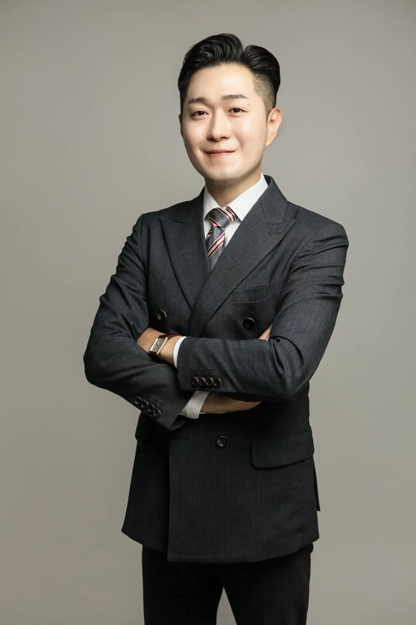 이진석 대표세무사 정장 프로필